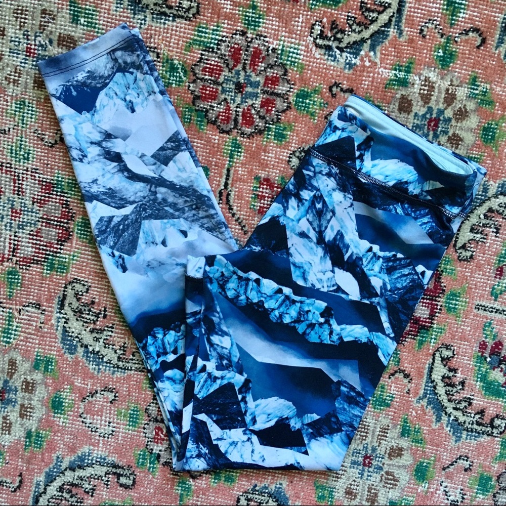 Forever 21 Glacier Iceberg Leggings Blue Arctic M